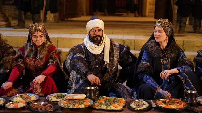 turkiye-kurulus-osmani-izledi-osman-bey-hur-beyligini-ilan-etti-1704962593355.jpg Türkiye Kuruluş Osman’ı izledi! Osman Bey hür beyliğini ilan etti-2