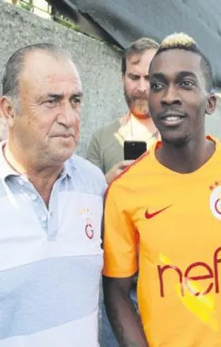 Onyekuru resmen G.Saray'da