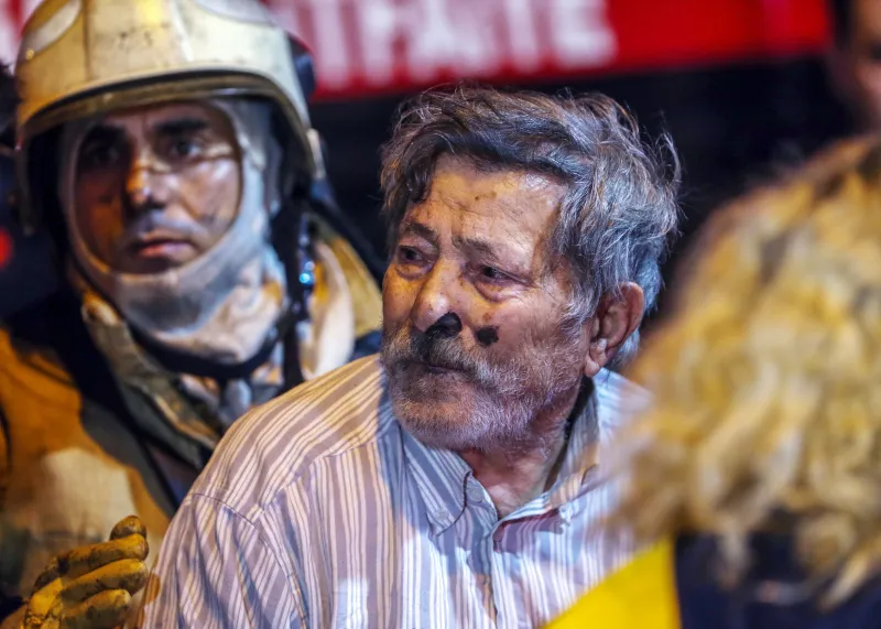 Şişli'de bina yangını - 4