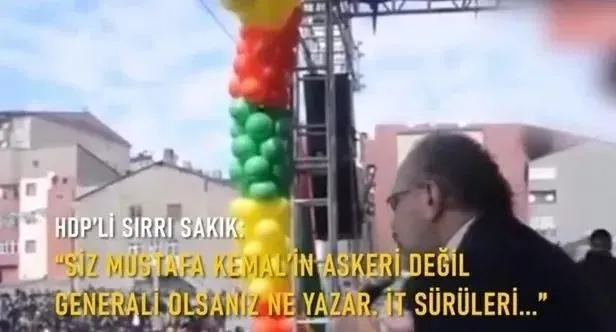 harbiyeli-aldandi-20-agustosta-ne-teblig-edildi-29-agustosta-ne-yaptilar-tegmenlerin-kilic-cekmesinin-altinda-1731926351775.jpeg CHP'nin kent uzlaşısı yaptığı DEM'den Sırrı Sakık: ʺMustafa Kemal'in it sürüleriʺ (Takvim.com.tr / Arşiv)