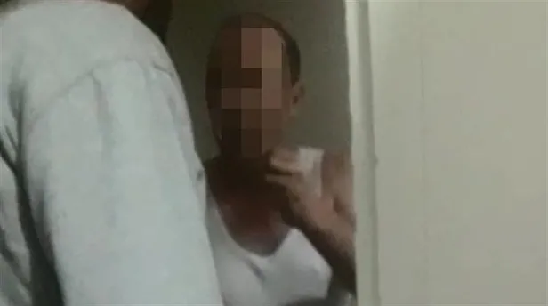 Denizli'de otizmli çocuğun sesinden rahatsız olan komşu bıçakla kapıya dayandı-1