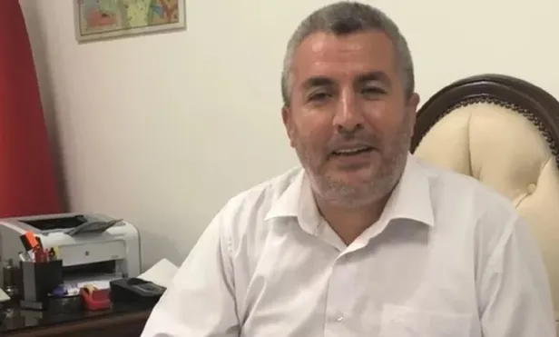 yeni-osym-baskani-ali-ersoy-kimdir-bayram-ali-ersoy-kac-yasinda-nereli-hangi-gorevlerde-bulundu-iste-biyografi-1659591789905.jpeg Yeni ÖSYM Başkanı Ali Ersoy kimdir? Bayram Ali Ersoy kaç yaşında, nereli, hangi görevlerde bulundu? İşte biyografisi ve hayatı-2