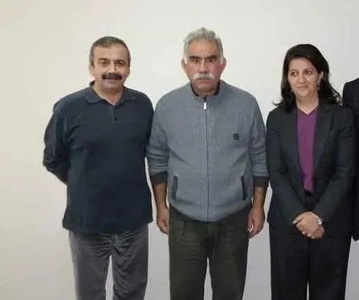 dem-parti-mhp-lideri-devlet-bahceli-ile-gorusecek-heyette-kimler-var-1735806179051.jpeg Pervin Buldan ve Sırrı Süreyya Önder 28 Aralık 2024'te PKK elebaşı Öcalan ile görüştü (Fotoğraf: 2014, Takvim.com.tr Arşiv)