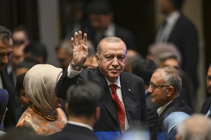 baskan-erdogandan-kuresel-guc-vurgusu-turkiye-artik-yeni-bir-ligde-1792076354323.jpeg Başkan Erdoğan Maarif’in 10. yıl programında konuştu: Türkiye küresel bir oyuncudur, eğitimde de yeni bir ligdeyiz-3