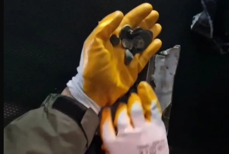 izmirde-ticaret-bakanligi-operasyonu-italyaya-kacirilmak-istenen-7-bin-550-sikke-yakalandi-1772880775990.jpeg İzmir'de Ticaret Bakanlığı Operasyonu: İtalya'ya kaçırılmak istenen 7 bin 550 sikke yakalandı-3