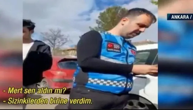 İyi Parti mitinginde skandal görüntü: "Deste deste para dağıtıldı"