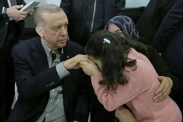 baskan-erdogan-elazigdan-7liye-sert-vurdu-kilicdaroglu-kandilden-selam-aliyor-aksener-rezene-icsin-kiminle-ugr-1680371967804.jpeg