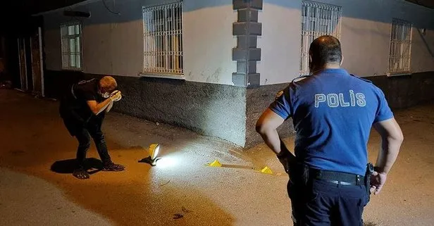 Son dakika: Adana’da gece yarısı kan aktı! 21 yaşındaki genç öldü