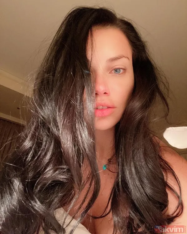 Adriana Lima'nın son haline bakın! Karnı belirginleşti transparan elbisesiyle sosyal medyayı salladı: 'Hamilelik yakışmış' - 2