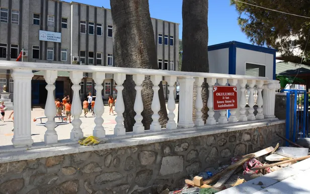 Muğla'da okul duvarından 2 bin 300 yıllık tarihi yazıt çıktı-6
