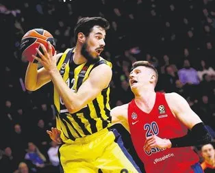 Fener Rusya’da dondu