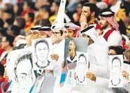 Irkçılık nedeniyle Almanya Milli Takımından ayrılan Mesut Özile, Dünya Kupasında destek sloganları atıldı