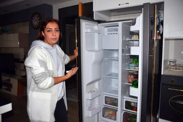 bosanma-davasi-acan-esinin-evinin-elektrik-su-ve-dogal-gazini-kestirdi-oglundan-can-yakan-soru-anne-neden-koms-1645862271439.jpg Boşanma davası açan eşinin evinin elektrik su ve doğal gazını kestirdi! Oğlundan can yakan soru: Anne neden komşuda banyoda yapıyoruz-14