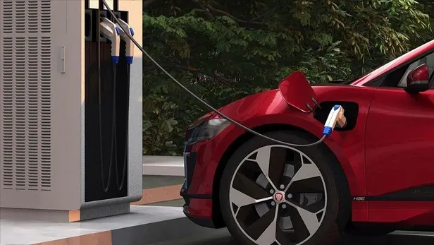 Togg'un liderliğinde Türkiye'nin elektrikli otomobil devrimi! Akaryakıt istasyonlarında voltaj yükseliyor-2