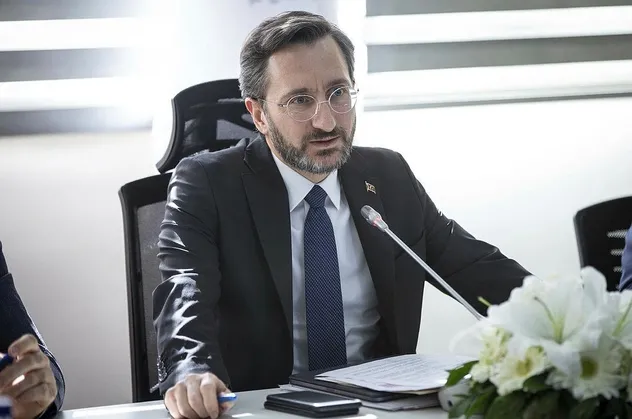 İletişim Başkanı Fahrettin Altun'dan dikkat çeken mesaj: Hiçbir virüs, alacağımız tedbirlerden daha güçlü değildir