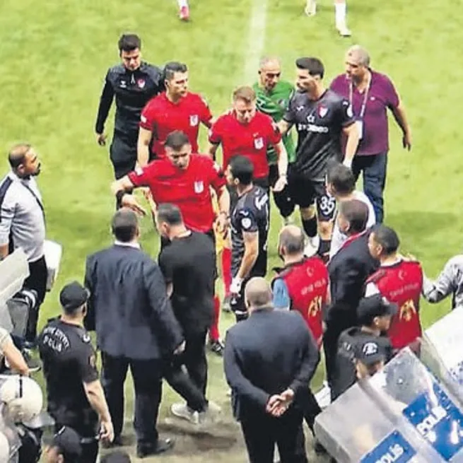 Futbolda kara gece