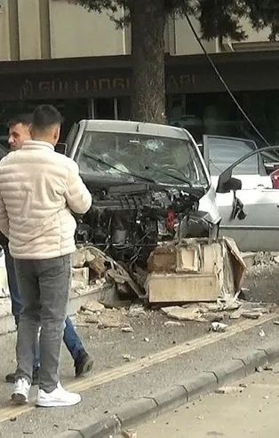 Gaziantep'te kontrolden çıkan araç dehşet saçtı! Bahçe duvarına girdi: 4 yaralı