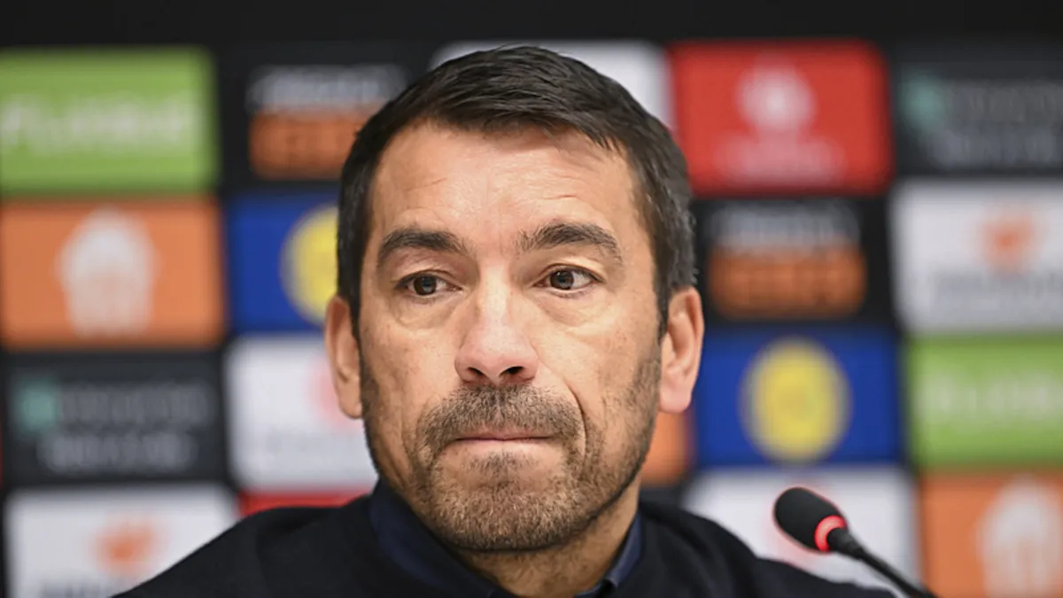 Beşiktaş'tan Giovanni van Bronckhorst kararı! Görevde kalacak mı?