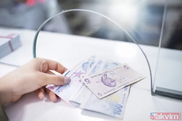 2025 Yılı Emekliler İçin Promosyon Ödemelerinde Büyük Değişikliklerin Yaşandığı Bir Yıl Oldu. Bankalar Emeklilere Sundukları Promosyon Kampanyalarını...