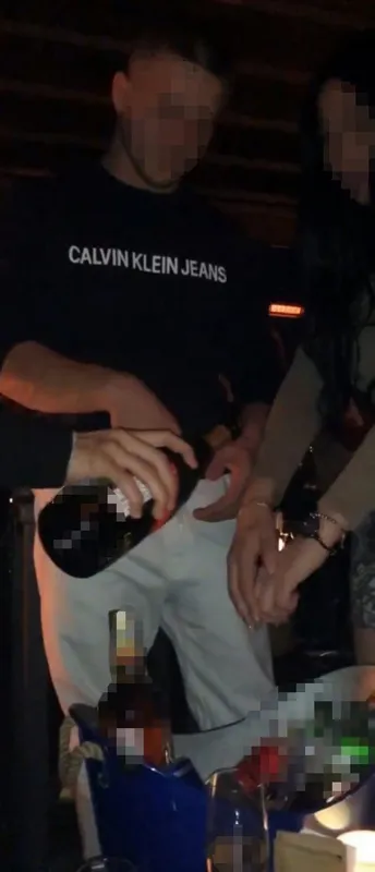 1642672246334.jpg 35 bin dolar çaldılar! İçki ile ellerini yıkadılar! Daha yaşları 17...-5