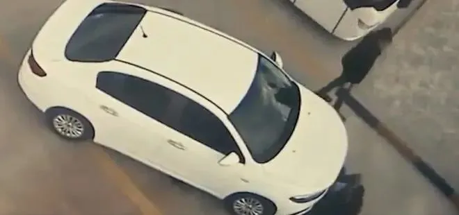 Arabanın altından göçmen çıktığı anlar