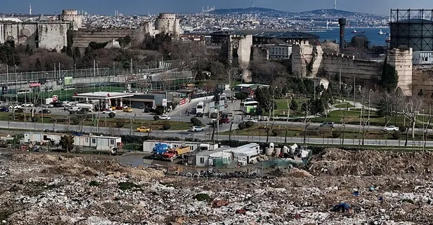 Fatih Sultan Mehmet'in emaneti CHP'li İBB'nin moloz döküm sahası haline geldi