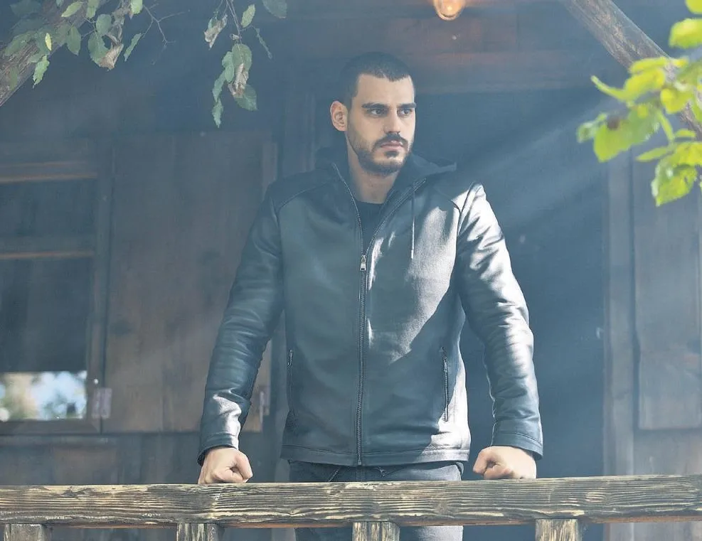 Yeni efsane Yalnız Kurt