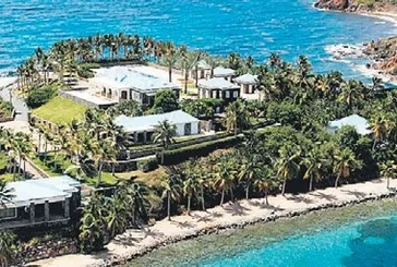 Chomsky de adaya gitmiş