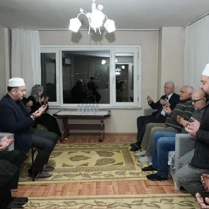 İstanbul Valisi Gül’den şehit Metin Hergin’in vefat eden annesine taziye ziyareti