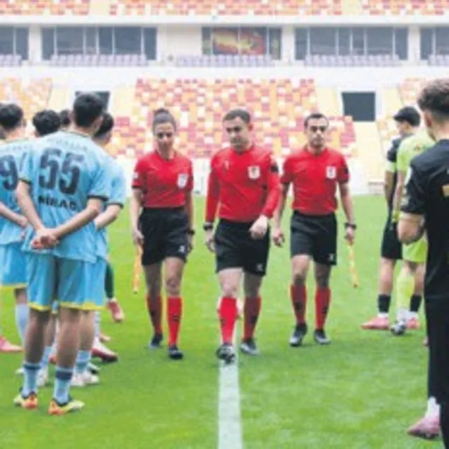 Maç başlamadan iptal oldu!