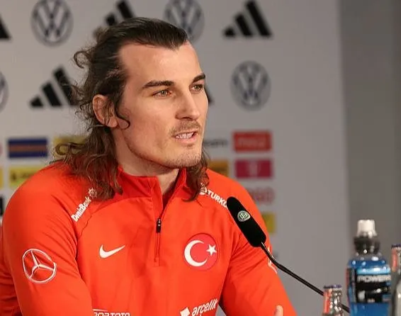 fenerbahce-yonetimi-atletico-madridin-yildizi-caglar-soyuncuyu-kiralamak-icin-harekete-gecti-1700777777226.jpeg Fenerbahçe yönetimi Atletico Madrid'in yıldızı Çağlar Söyüncü'yü kiralamak için harekete geçti-2