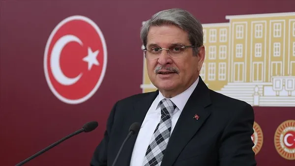 iyi-partili-aytun-ciraydan-bir-darbe-cagrisi-daha-anayasa-mahkemesi-yargitay-baska-seyler-ne-icin-var-1631168787754.jpg İYİ Parti'li Aytun Çıray'dan bir darbe çağrısı daha: Anayasa Mahkemesi, Yargıtay başka şeyler ne için var?-4