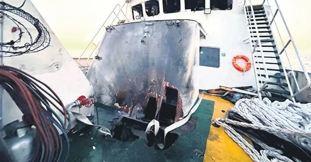 Soykırımcı İsrail bu kez yardım gemisini vurdu!