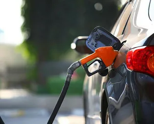 Son dakika: Benzine indirim geliyor! Bu gece yarısından itibaren...
