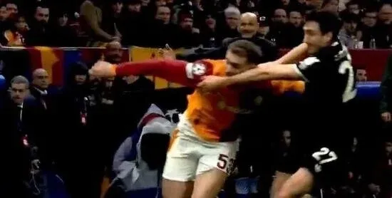 Galatasaray - Juventus | ŞAMPİYONLAR LİGİ MAÇI CANLI-15