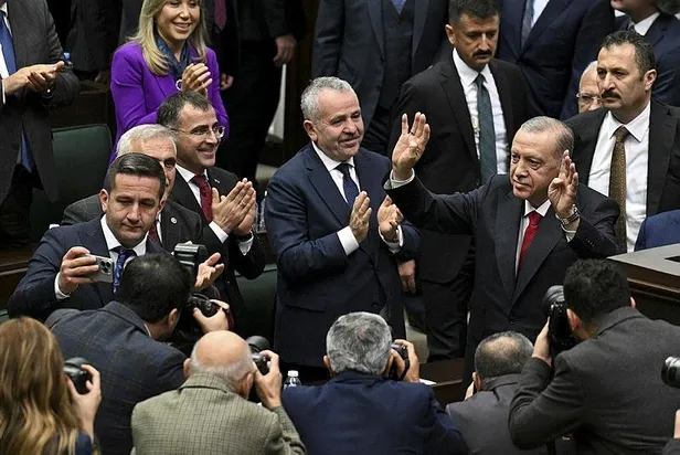 baskan-erdogan-gazze-icin-ses-yukseltti-israil-teror-devletidir-netanyahu-ecelin-geliyor-olay-hacli-hilal-mese-1700045258893.jpeg Başkan Erdoğan'dan Gazze mesajı: "Zalimle mazlumu eşitlemek, zalimi aklamak demektir"-7
