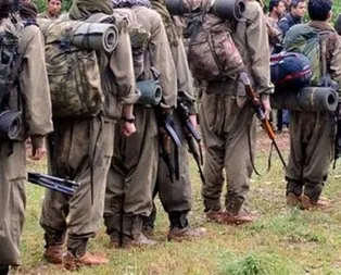 Terör örgütü YPG/PKK, Suriyede onlarca genci zorla silah altına aldı!