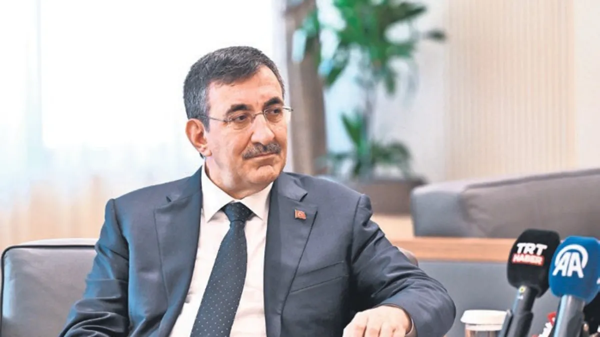Cumhurbaşkanı Yardımcısı Cevdet Yılmaz ekonomideki gelişmeleri açıkladı