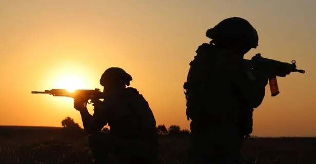 PKK'da çözülme sürüyor: Irak’ın kuzeyindeki barınma alanlarından kaçan 3 PKK’lı terörist teslim oldu