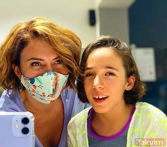 Şarkıcı Sıla'dan ilk yorum geldi! Bana en güzel bayram hediyesi... Ceyda Düvenci'nin Serebral Palsi hastası kızı Melisa şarkı söyledi! - 7