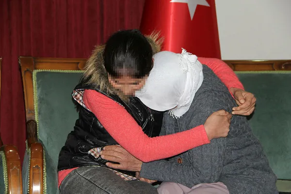 son-dakika-evlat-nobetinden-guzel-haber-2-aile-daha-evladina-kavustu-1582794557433.jpg