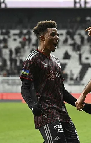 Beşiktaş'ta Şenol Güneş neşteri vurdu: Alli kulübeye Gedson 11’e