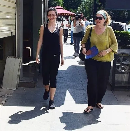 Merve Boluğur resmen eridi! - 2