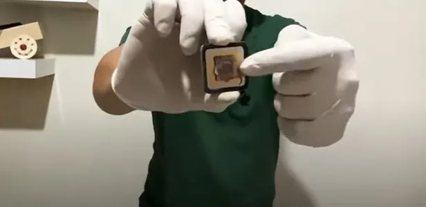 7den-70e-pesine-dusmeyen-kalmadi-sakin-kacirmayin-icinden-cil-cil-altin-cikiyor-1699026339033.jpg Peşine düşmeyen kalmadı kaçıran kafasını duvardan duvara vuruyor! İçinden 24 ayar altın çıkıyor-3