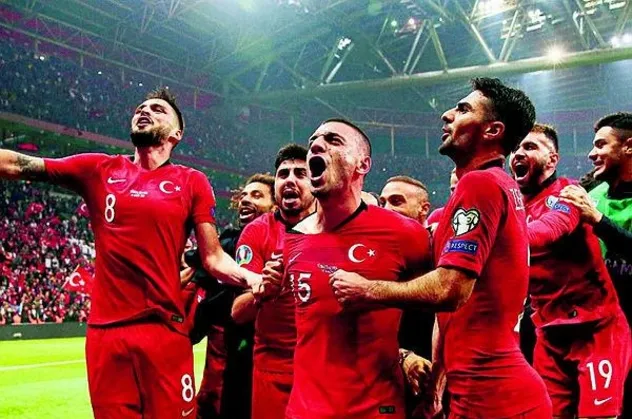 Millilerimize zorlu grup