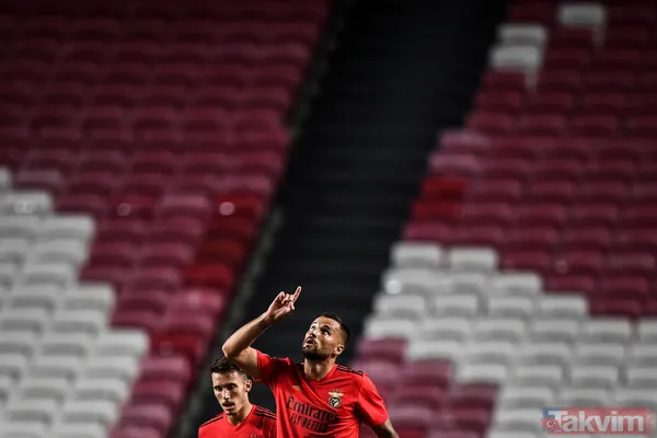 Galatasaray Seferovic ile anlaştı! Oyuncu İstanbul'a geliyor - 4