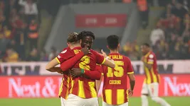 İzmir'de 6 puanlık galibiyet! Göztepe - Samsunspor: 2-0 | MAÇ SONUCU