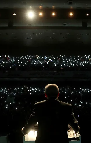 Başkan Erdoğan'a büyük sürpriz: Işıklar söndü...