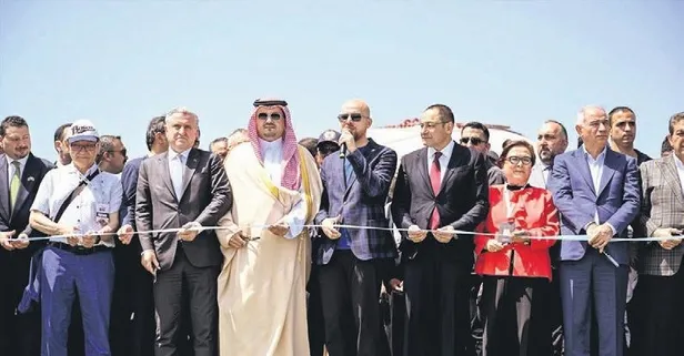 Değerlerimize sımsıkı sarılmalıyız