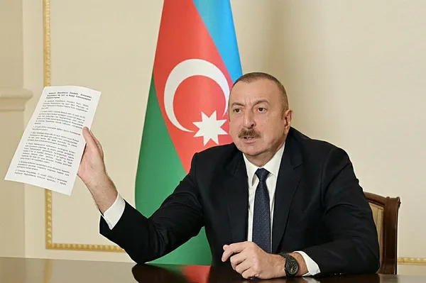 son-dakika-azerbaycan-cumhurbaskani-aliyev-yeni-bir-gerceklik-yarattik-herkes-kabul-edecek-1606812846998.jpg